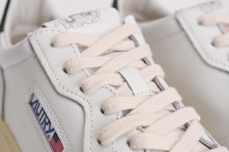 Sneakers uomo Medalist low verde AULM LL47 AUTRY 