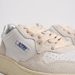 Sneakers donna Medalist in suede grigio chiaro AULW TA01 AUTRY 