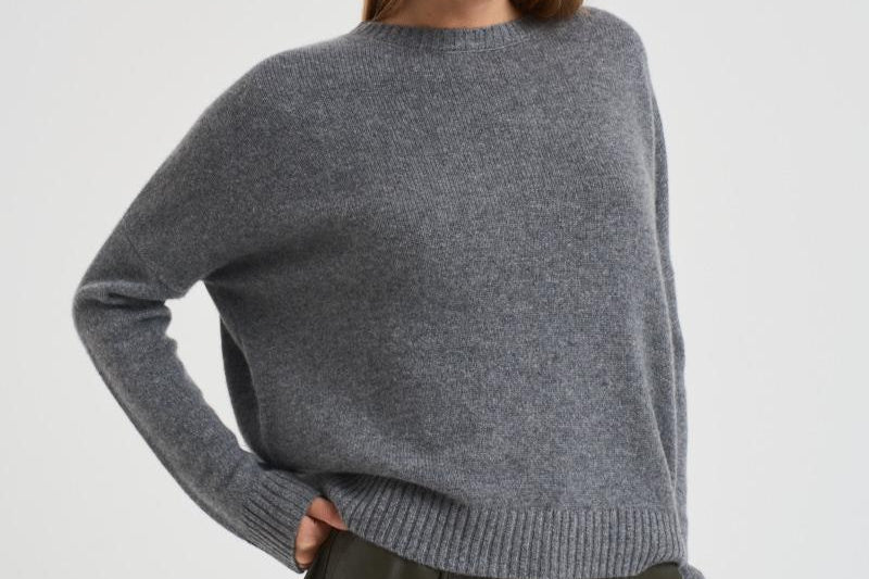 Maglione donna girocollo grigio. AMELIE 1300FLANELLE KUJTEN 