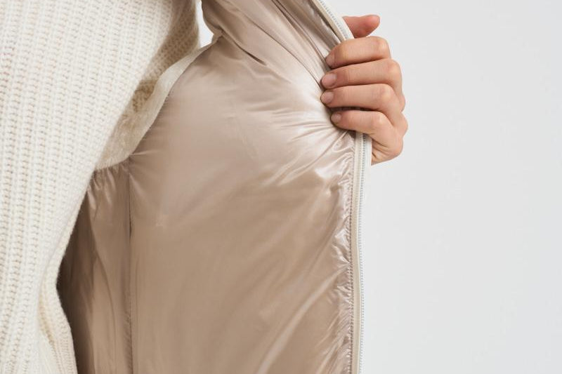 Piumino smanicato in velluto panna PI00157DR 1985 HERNO 