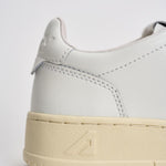 Sneakers donna medalist low in pelle bianca AULW LL15 AUTRY 