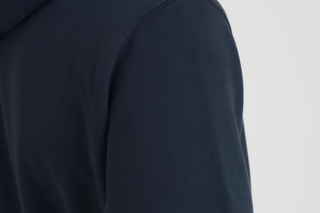 Felpa uomo con cappuccio blu scuro 6100067 S0A20V0020 STONE ISLAND 