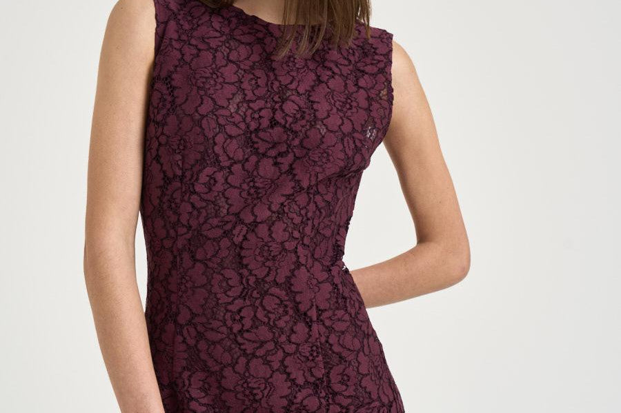 Abito donna in pizzo bordeaux 106588A330 DRUPAR57 PINKO 
