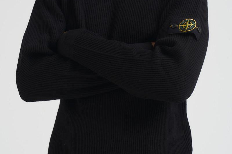 Dolcevita uomo a costine nera 5100052 S00C2V0029 STONE ISLAND 