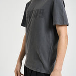 T-shirt uomo con stampa grigio antracite GMP01220 P00067160318 GOLDEN GOOSE 