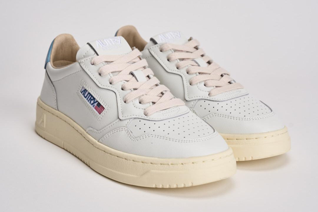 Sneakers Medalist Low in pelle donna AULW TB01 AUTRY 