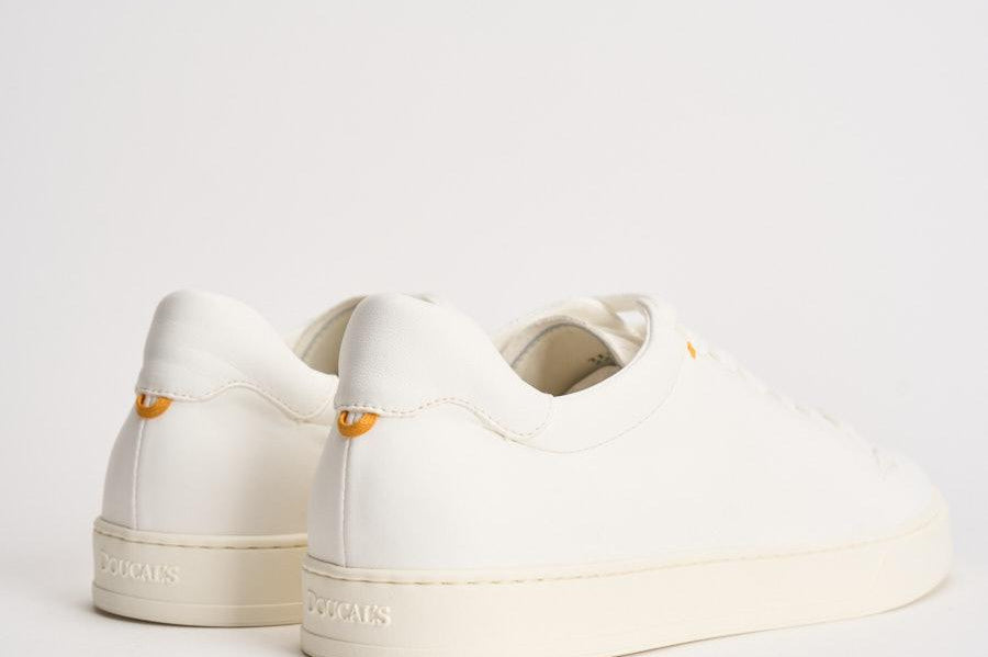 Sneakers uomo in pelle bianca 3552 PLONGEW11 DOUCAL'S 