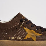 Sneakers donna Superstar in suede marrone GWF00102 F00810055736 GOLDEN GOOSE 