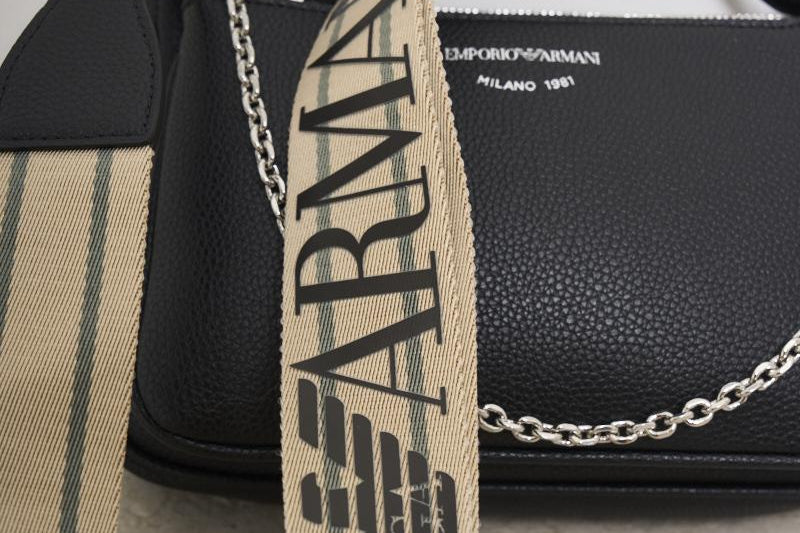 Borsa donna a tracolla nera EW000540 AF12103MC056 EMPORIO ARMANI 