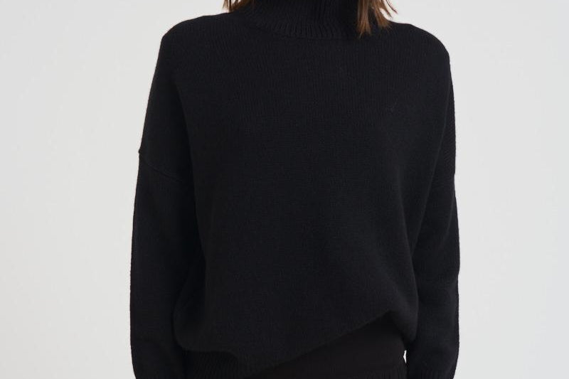 Dolcevita donna Heidi in cashmere nero 202113 BLACK LISA YANG 