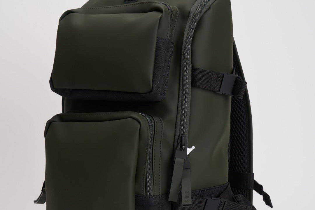 Zaino verde impermeabile 14330 03 RAINS 