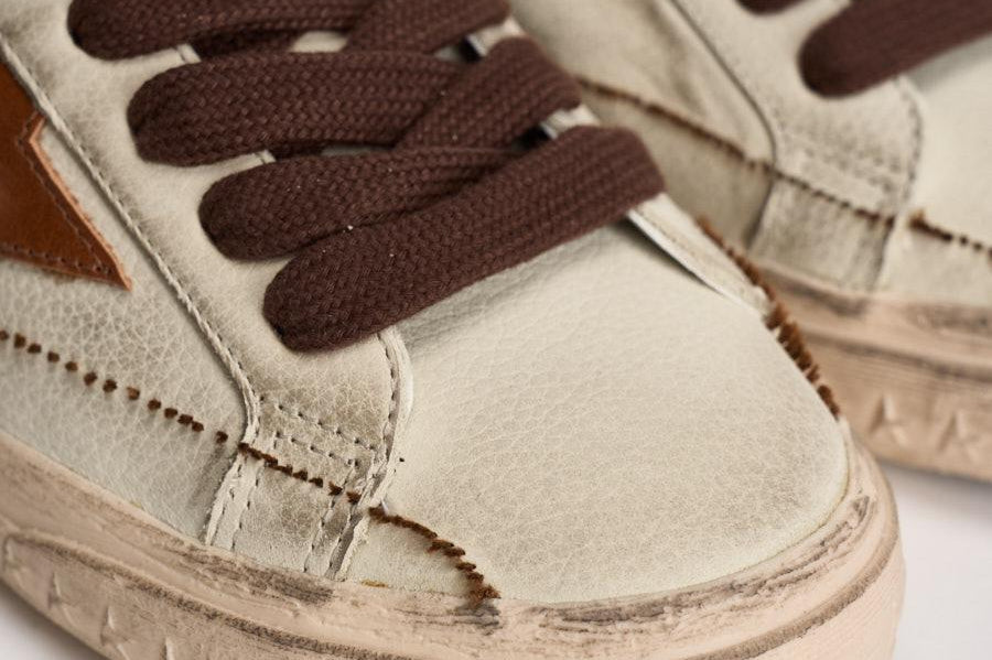 Sneakers uomo Super-star crema e tabacco GMF00758 F00811015400 GOLDEN GOOSE 