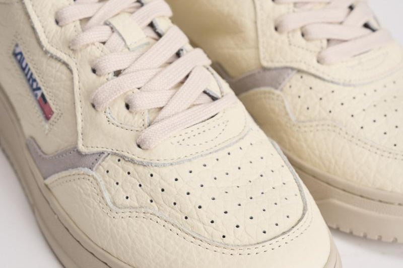 Sneakers uomo Medalist low verde AULM NE05 AUTRY 