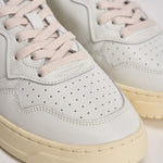 Sneakers uomo Medalist Low bianca AULM LL15 AUTRY 