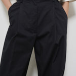 THE LATEST AXELT0194T0002