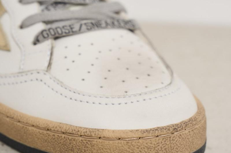 Sneakers donna Ball Star talloncino dorato GWF00117 F00078380608 GOLDEN GOOSE 