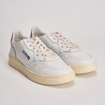Sneakers uomo Medalist Low bianca e viola AULM LL08 AUTRY 