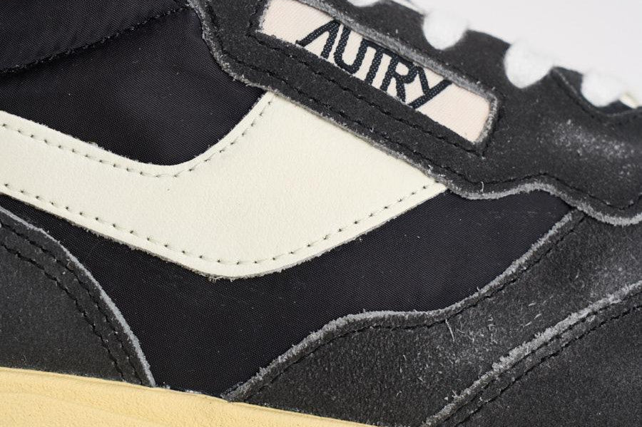 Sneakers uomo Reelwind bianca e grigia WWLM GQ07 AUTRY 