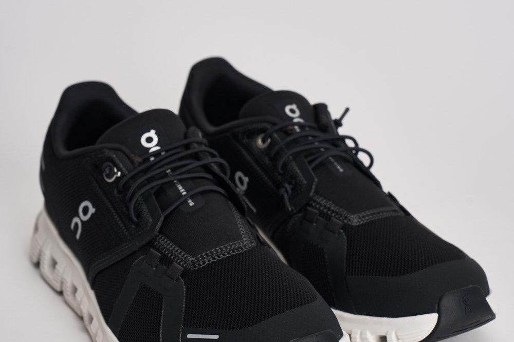 Sneakers donna Cloud 6 nere 3WF10060299 BLACKWHITE ON RUNNING 