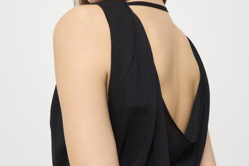 Top nero donna con ricamo frontale ULZIE BLACK IRO 