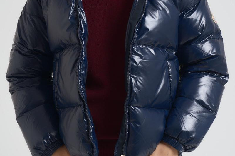 Piumino uomo corto lucido blu notte STEVE 4004 PYRENEX 