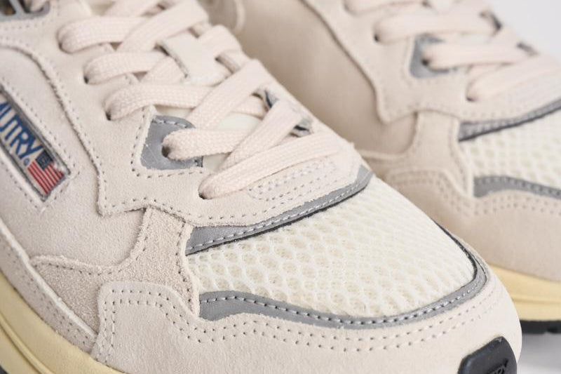 Sneakers donna Hyperway Low bianca e grigia HYLW UM10 AUTRY 