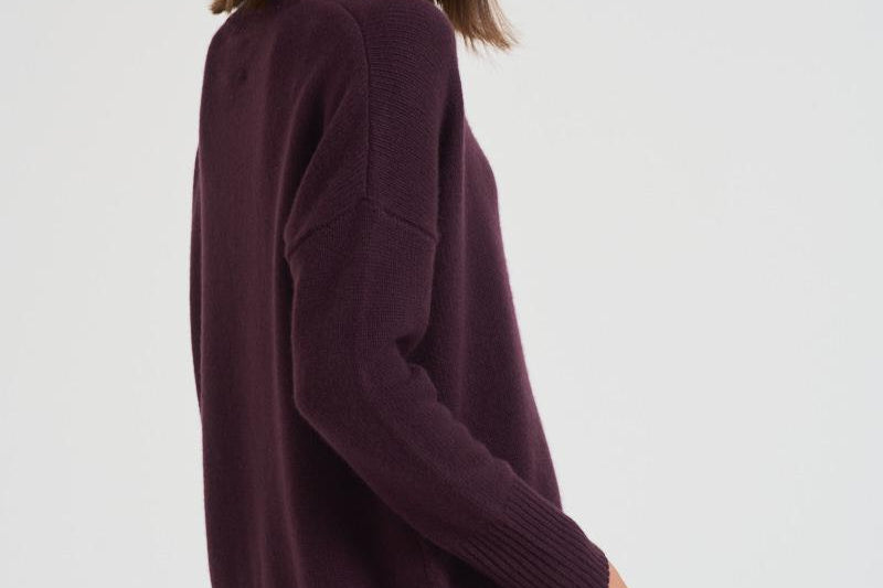 Dolcevita donna Heidi in cashmere bordeaux 202113 MAHOGANY LISA YANG 