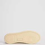 Sneakers uomo Medalist low bianca e nera AULM LL22 AUTRY 