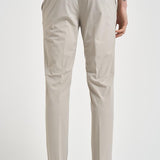 Pantalone uomo chino grigio chiaro 26300 CHINO PANT85 RRD 