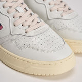 Sneakers uomo Medalist low bianca e arancione AULM LL26 AUTRY 