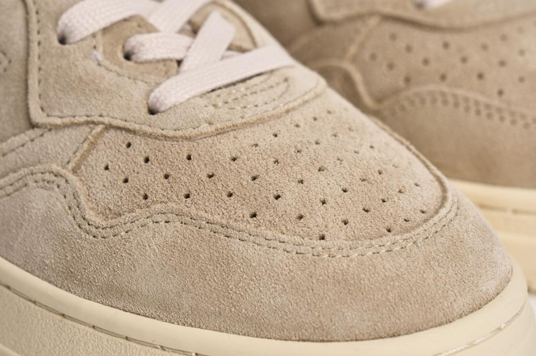 Sneakers Medalist low donna AULW UH13 AUTRY 