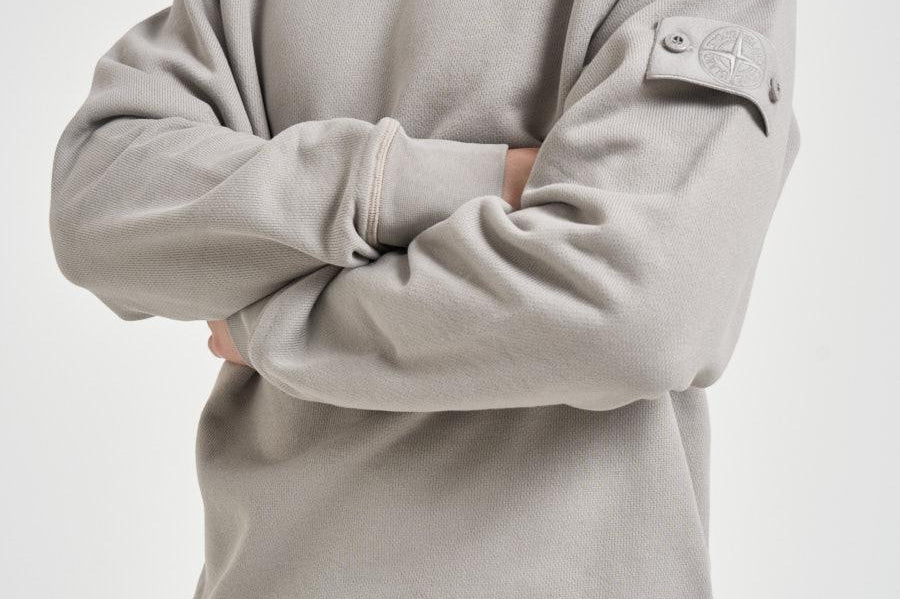 Felpa uomo girocollo grigio chiaro 6100028 S0F42V0064 STONE ISLAND 