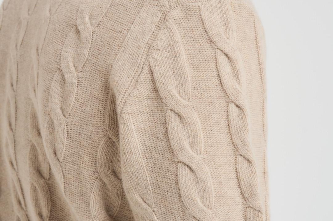 Maglia uomo girocollo a treccia beige 25FCCM010439 112 ACCADEMIE TESSILI 