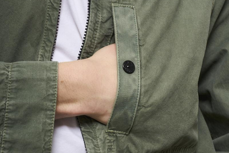 Camicia uomo verde con zip 1200032 S00WNV0159 STONE ISLAND 