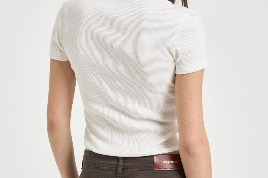 T-shirt donna a costine bianca TF5538 70V LACOSTE 