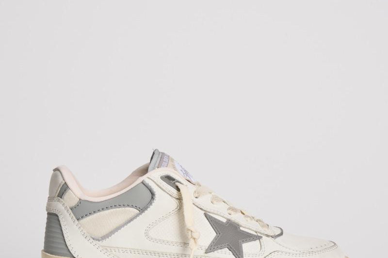 Sneakers donna Forty2 argento GWF00630 F00688610973 GOLDEN GOOSE 
