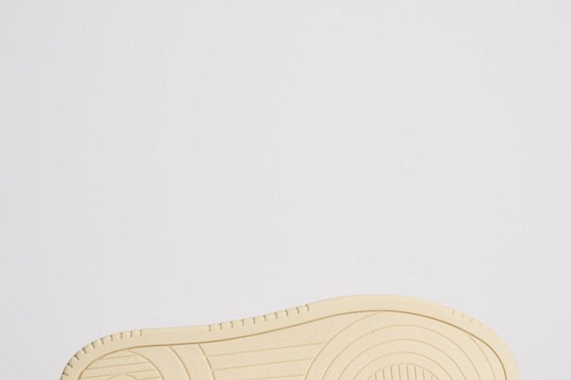 Sneakers uomo Medalist low in suede beige e bordeaux AULM LS03 AUTRY 