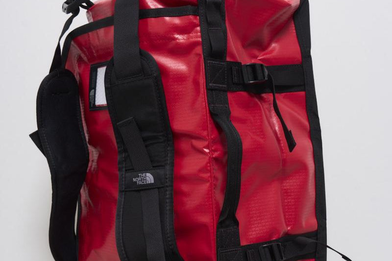 Borsone/Zaino Duffel Base S Camp rosso NF0A52ST 54A1 THE NORTH FACE 