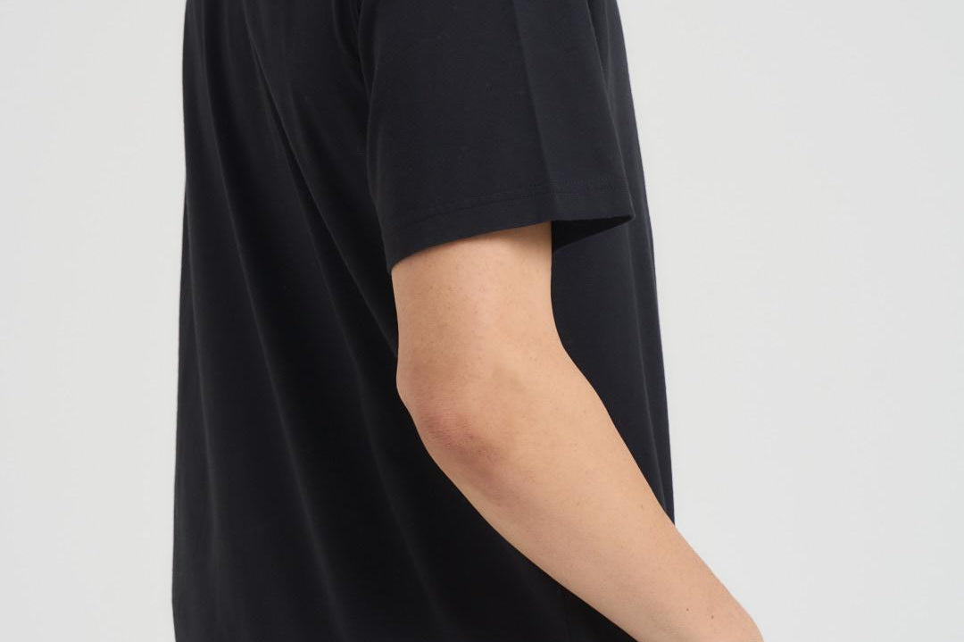 T-shirt uomo girocollo nera con ricamo ARNOTTWM BOL00EMB MC2 SAINT BARTH 