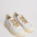 Sneakers donna Medalist Low panna e oro AULW SW01 AUTRY 