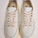 Sneakers uomo Medalist Low bianca e celeste AULM DL01 AUTRY 