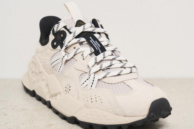 FLOWER MOUNTAIN 0N01MESHOFFWHITE