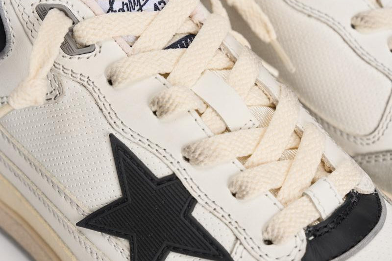 Sneakers uomo in pelle GMF00630 F00574511395 GOLDEN GOOSE 