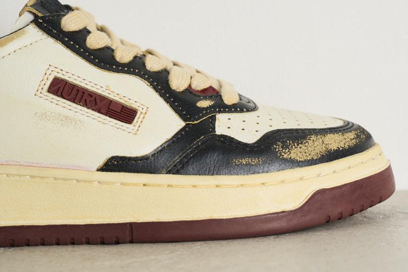 Sneakers Medalist Super Vintage donna in pelle AVLW LB01 AUTRY 