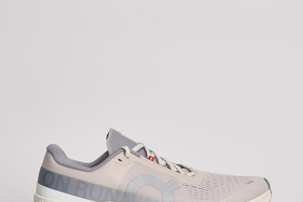 Sneakers uomo Cloudmonster 1 grigia 3MF30742143 PEARLIVORY ON RUNNING 