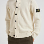 Cardigan uomo con bottoni panna 5100047 S00A3V0093 STONE ISLAND 
