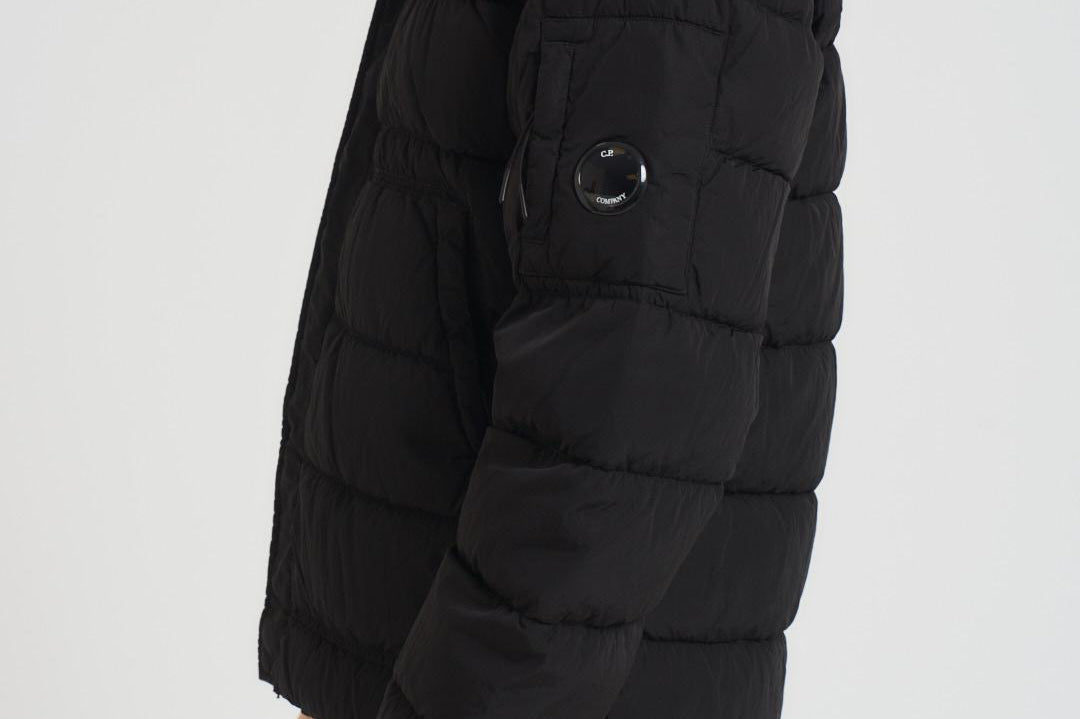 Piumino uomo trapuntato nero 19CMOW012A 005904G999 C.P. COMPANY 