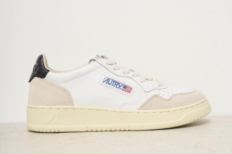 Sneakers donna medalist low in pelle e suede AULW LS21 AUTRY 
