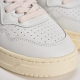 Sneakers Medalist Low in pelle donna AULW TB01 AUTRY 
