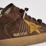 Sneakers donna Superstar in suede marrone GWF00102 F00810055736 GOLDEN GOOSE 